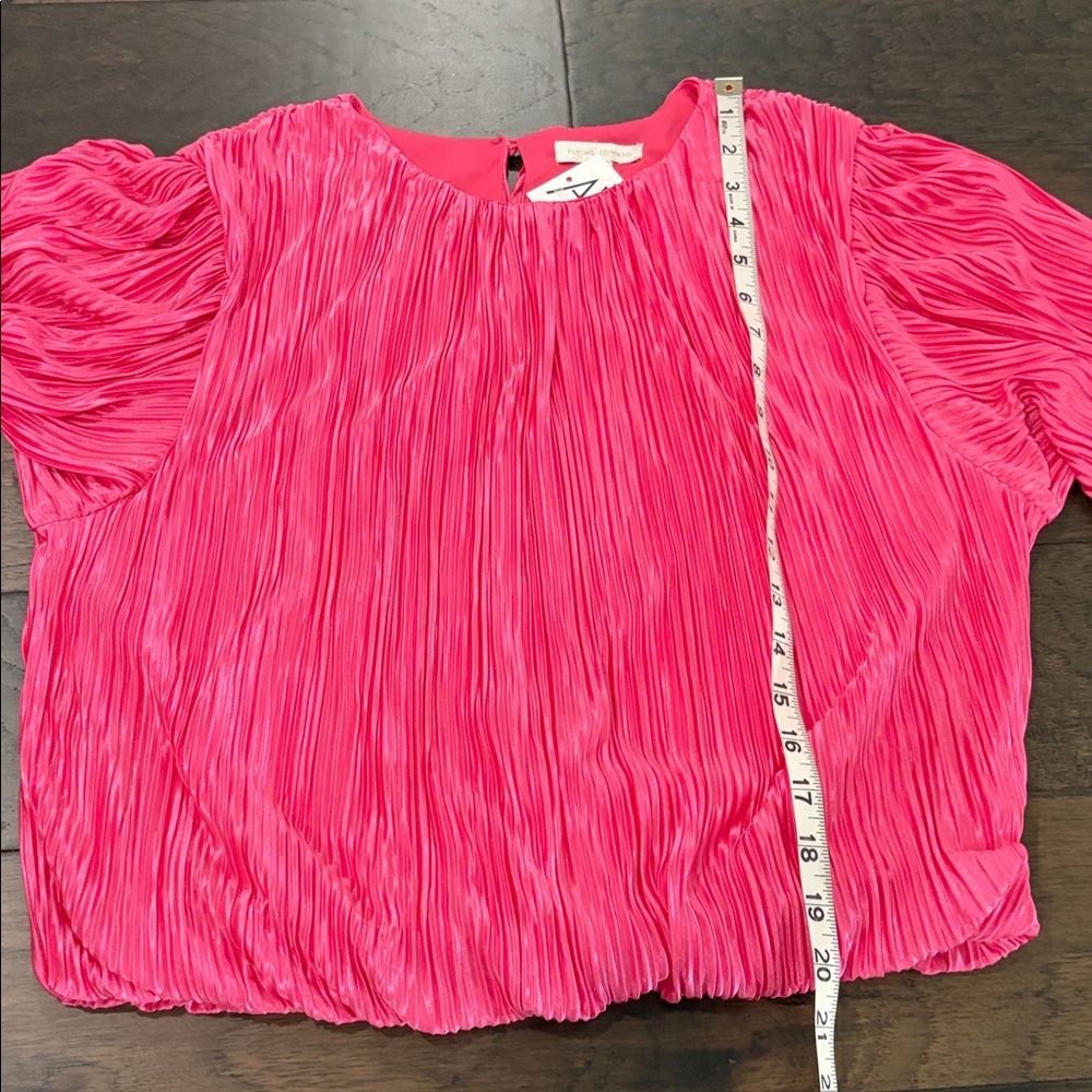 New With Tags Avara Hot Pink Flying Tomato Top Sz M - Picture 11 of 11